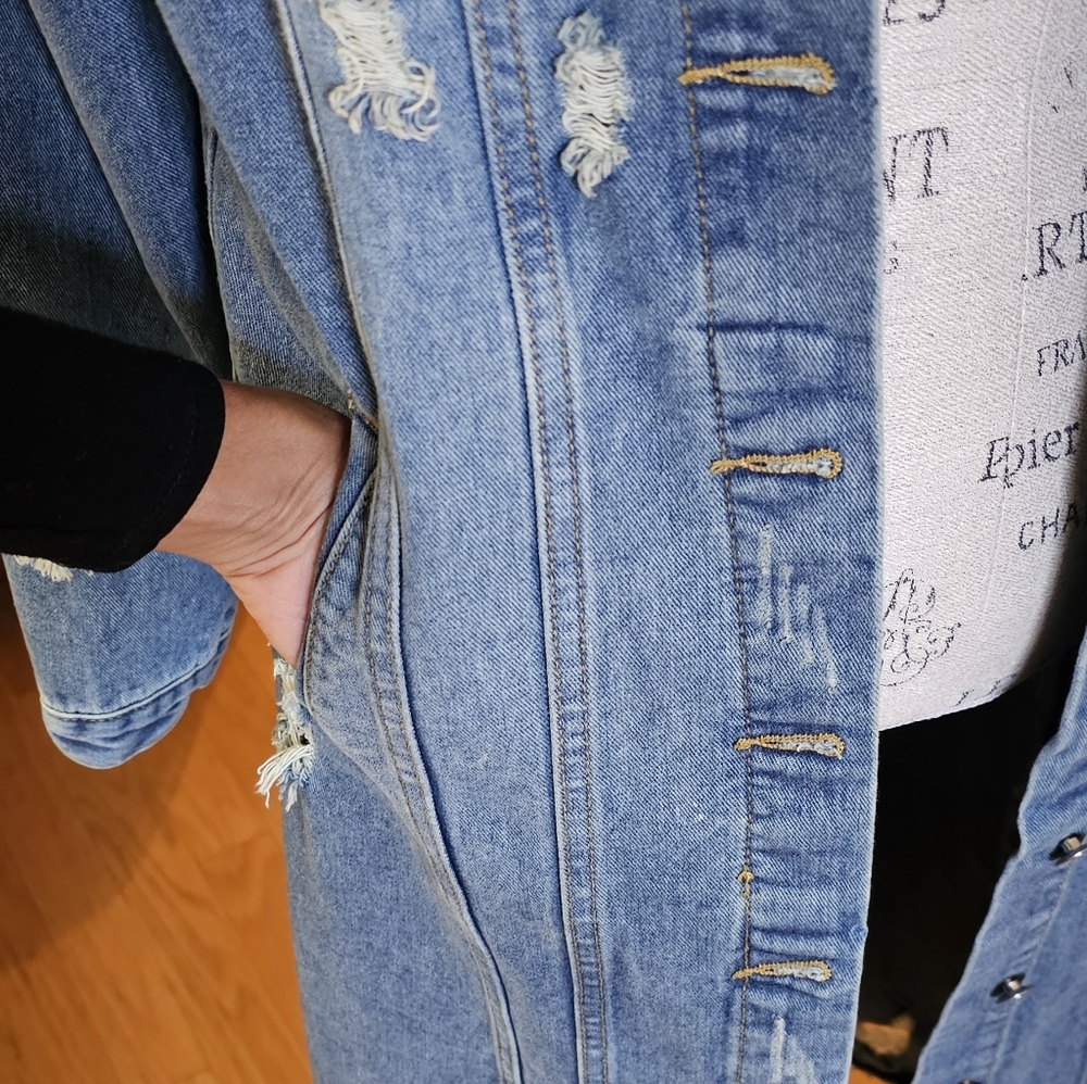 Distressed Denim Maxi Jacket Retail $150 SOLD OUT-akira - Picture 8 of 11